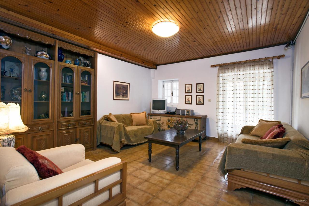 Villa Bacchus Kassiopi Corfu Exterior photo